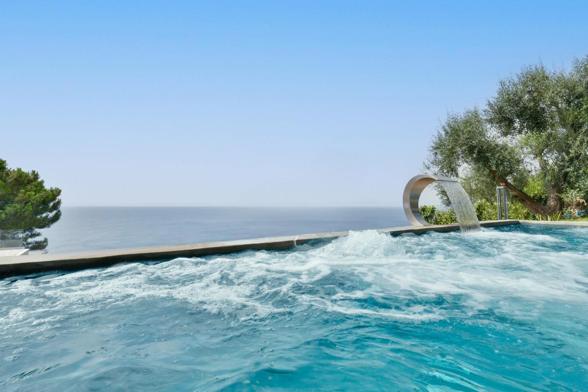 Albeca Boutique Hotel - Relais De Charme Sul Mare Кастеллабате Экстерьер фото